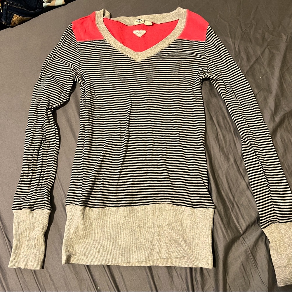Small Roxy lightweight sweater
